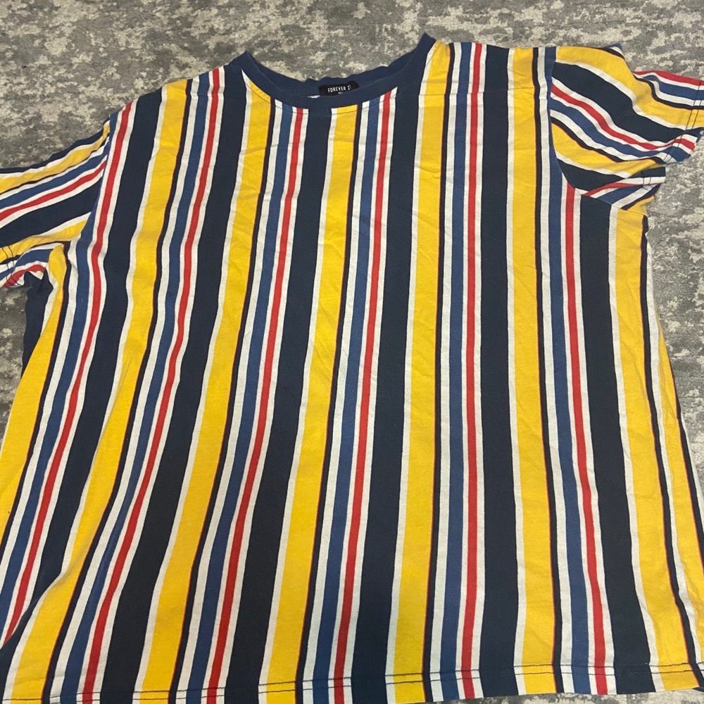 Forever 21 tee